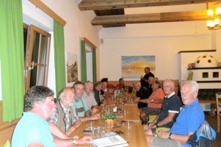 Gemütlicher Abend im Heurigen Grammel Boscha 